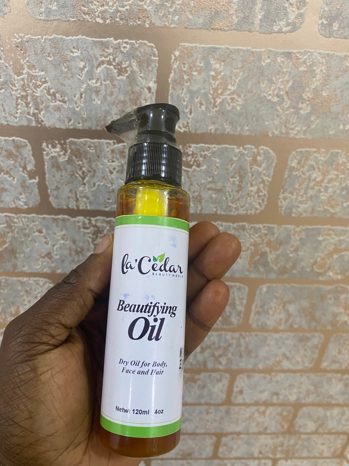 La’Cedar Beautifying Oil