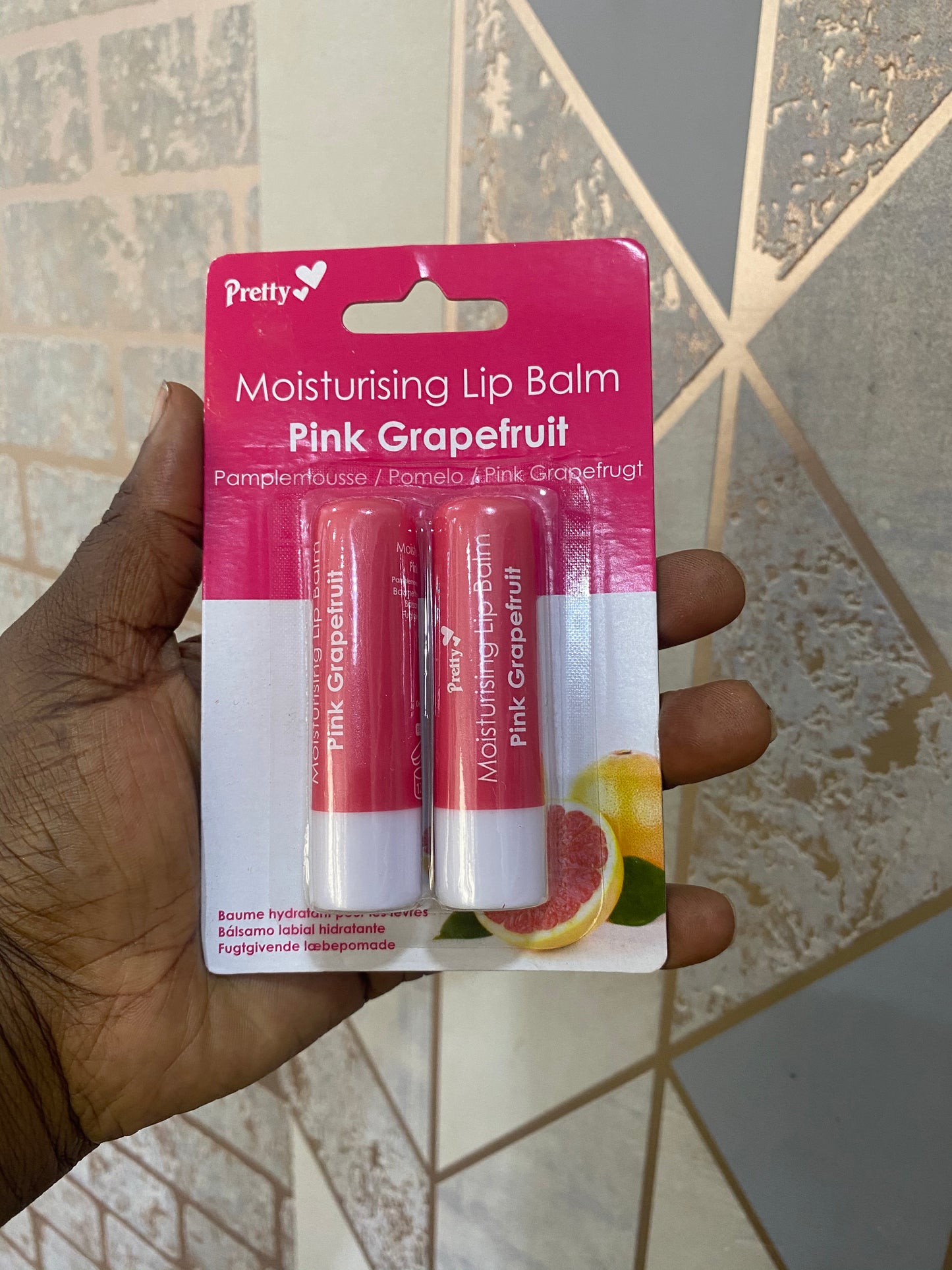 Pretty Moisturizing Lip Balm - Pink Grapefruit