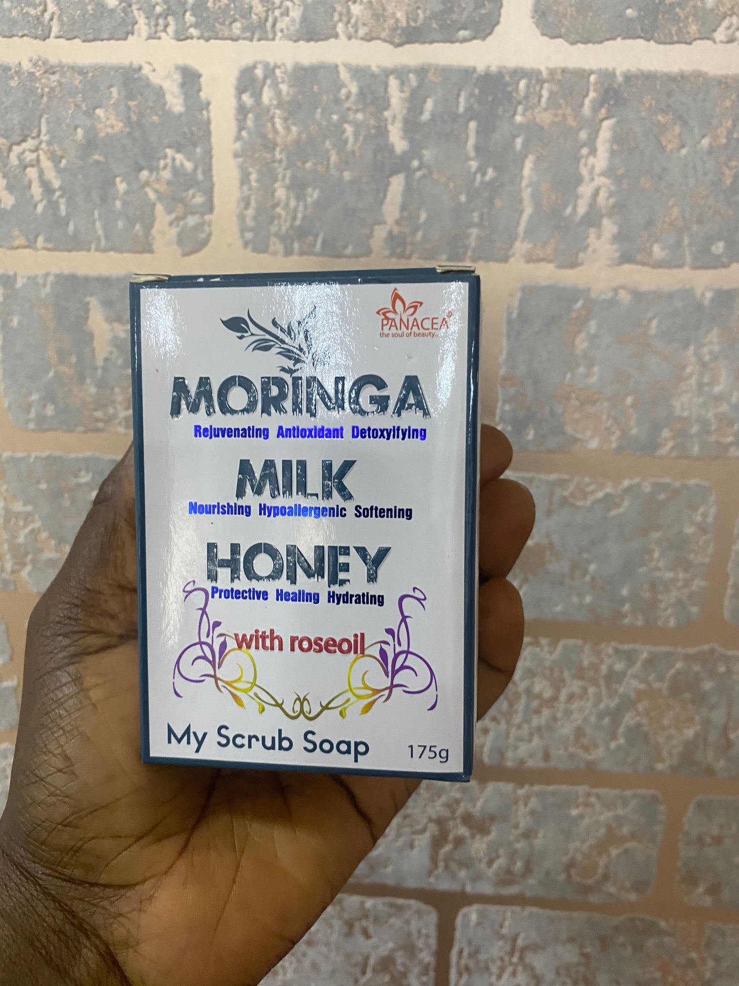 Moringa Milk Honey Oil Scrub Soap