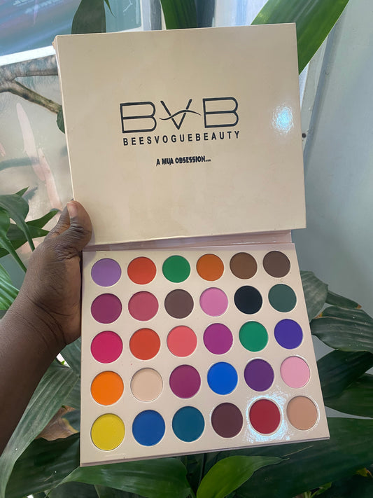 BVB 30 Colour Eyeshadow- MUA obsession