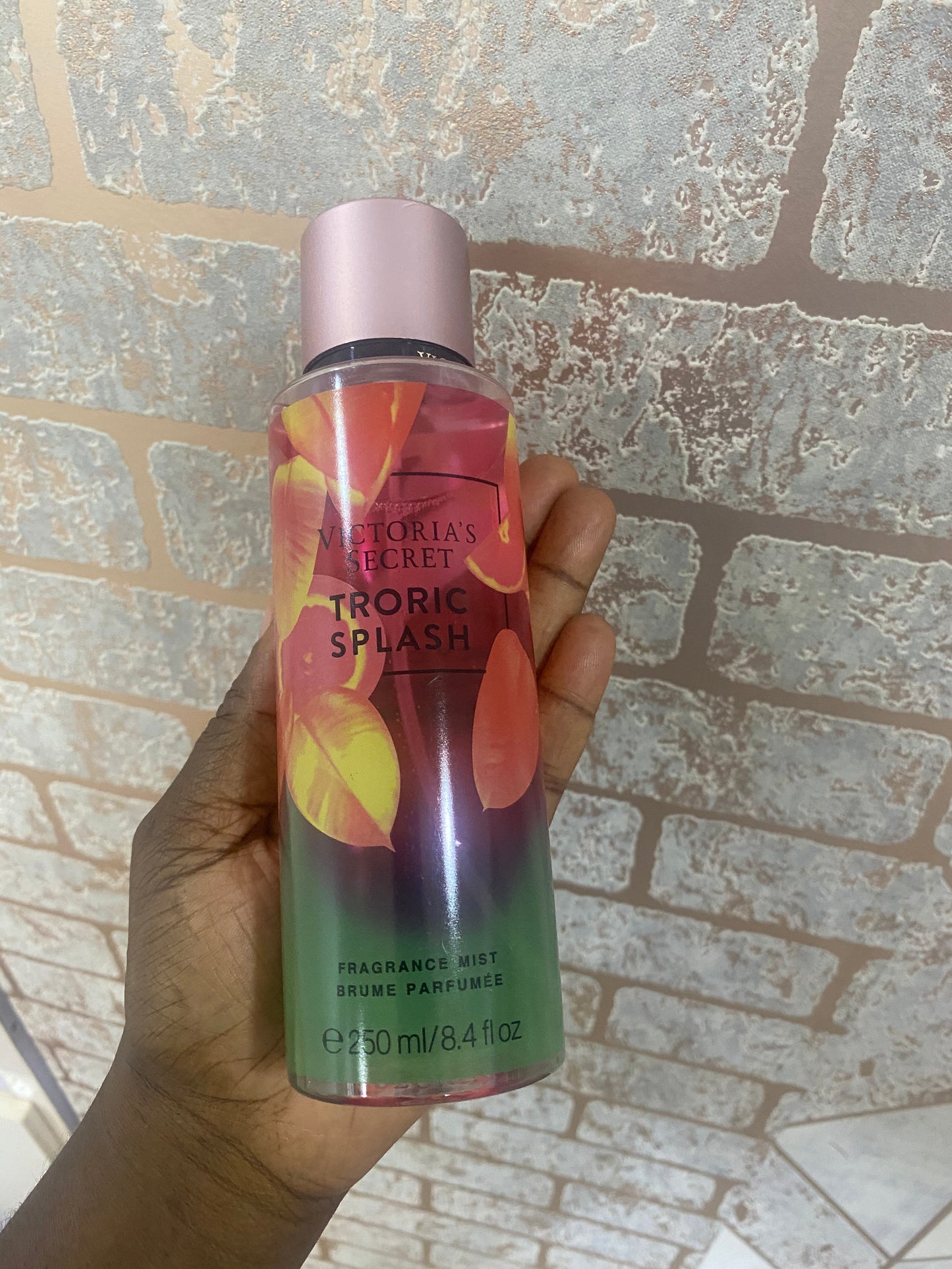 Victoria’s Secret Fragrance Mist - Tropic Splash